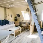Location * Honfleur