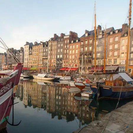 Location * Honfleur